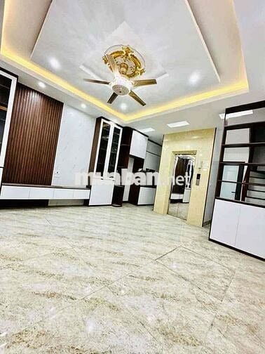 NHÀ MỚI TỨ LIÊN - 5T THANG MÁY - GẦN Ô TÔ - 2 THOÁNG TRƯỚC SAU