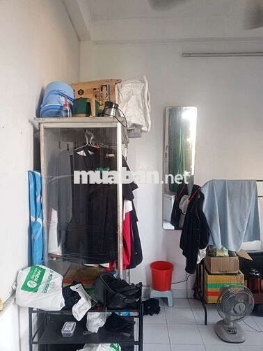 Cho thuê phòng có ban công cửa sổ lớn