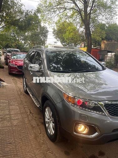 Kia Sorento màu Xám