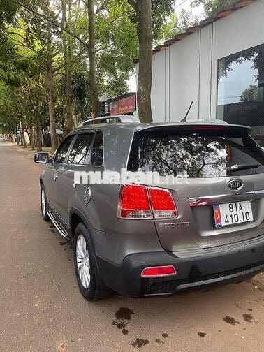 Kia Sorento màu Xám