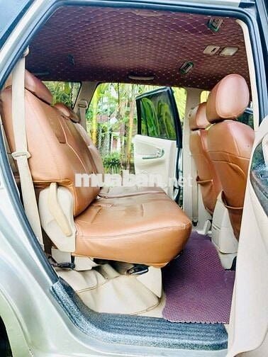 Toyota Innova 2006 G - 250 km