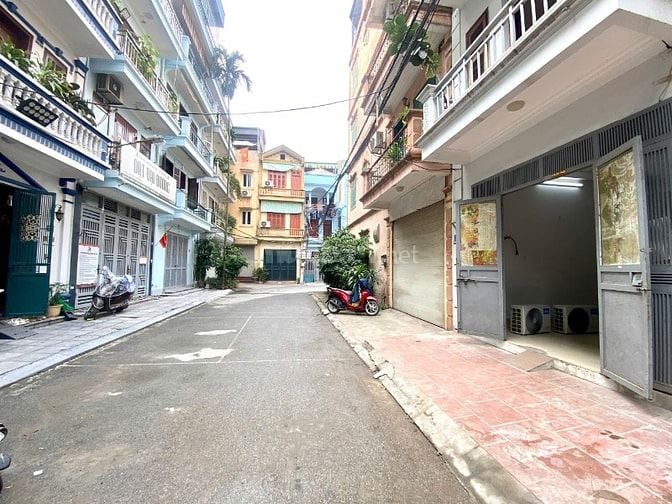 Cho thuê nhà liền kề  Kim Giang: 60m2, 4 tầng, giá 18tr