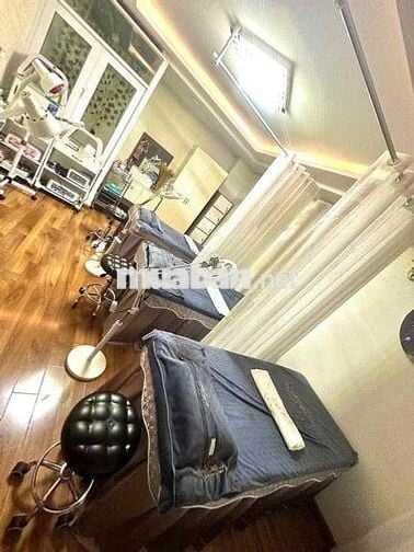 Cần Sang Nhượng Spa để đi nước ngoài