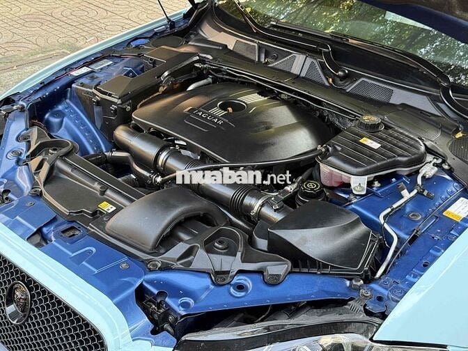 Jaguar XF 2013 2.0 AT - 90000 km