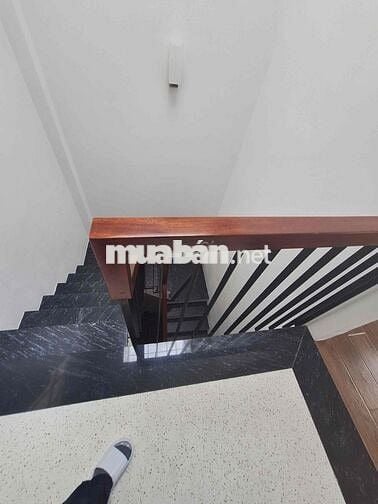 NHÀ ĐẸP TỨ LIÊN - 3 THOÁNG - THANG MÁY- 10M RA PHỐ 36M2 11.2 TỶ 3PN