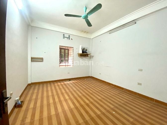 Cho thuê nhà liền kề  Kim Giang: 60m2, 4 tầng, giá 18tr