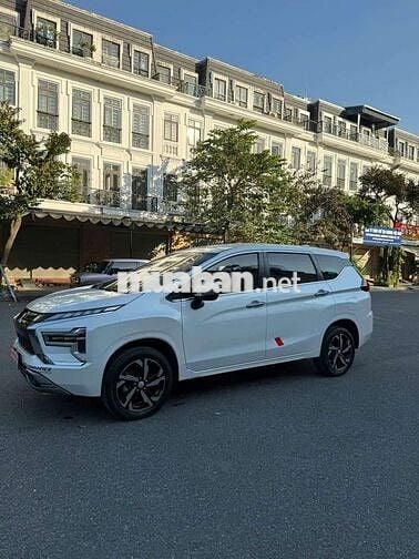 Mitsubishi Xpander prenium