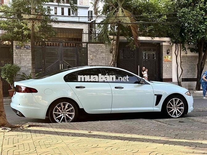 Jaguar XF 2013 2.0 AT - 90000 km