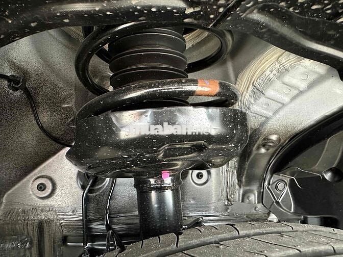 Toyota Innova Cross 2025 Trắng G 730 tr giao ngay