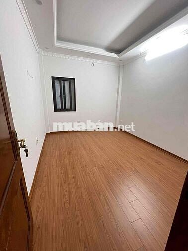 NHÀ ĐẸP TỨ LIÊN – NGÕ THẲNG – THOÁNG TRƯỚC SAU – 5M RA MẶT NGÕ – GIÁ T