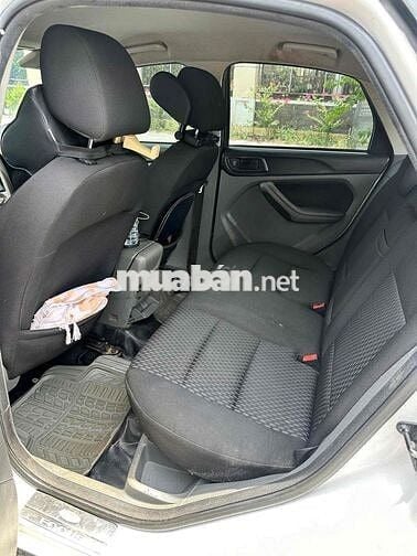 Ford Focus 2012 1.8 AT - 1500 km