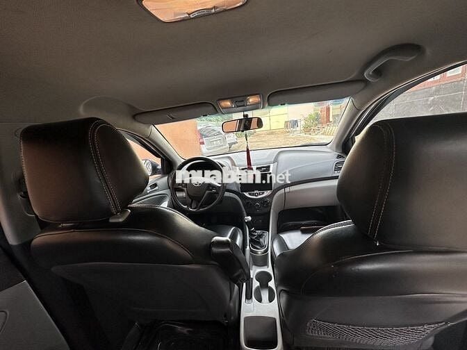 Hyundai Accent 2015 1.4 MT - 110000 km