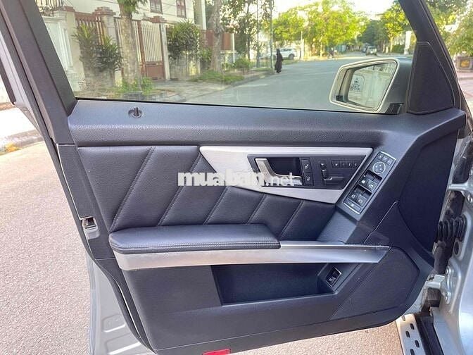 bán mẹc GLK 250/4matic.máy 2.0 zin 100%