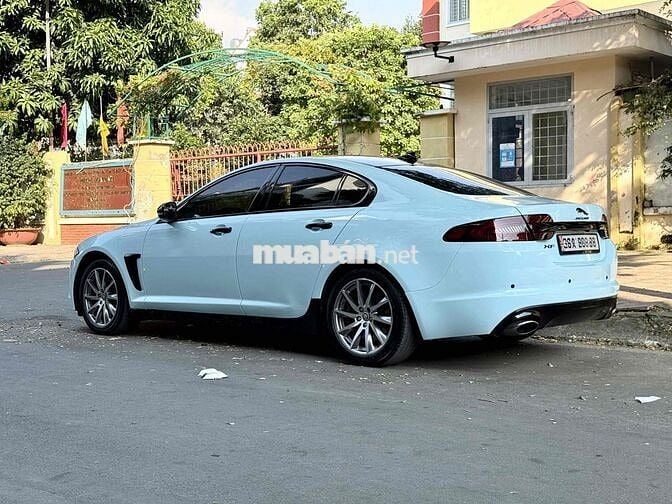 Jaguar XF 2013 2.0 AT - 90000 km