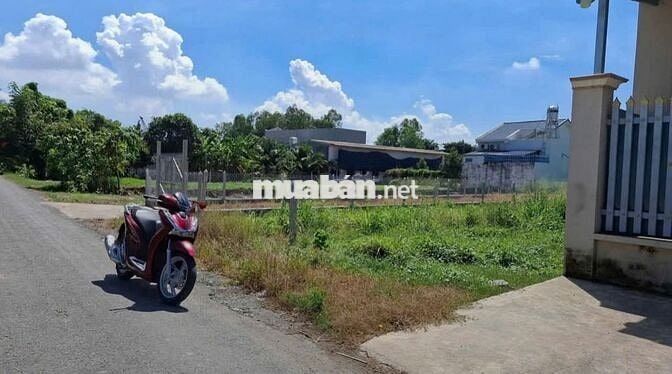 CHỦ GỬI EM BÁN NHANH MT NHỰA 157M2 FULL TC SHR KDC HIÊN HỮU CHỈ 450TR