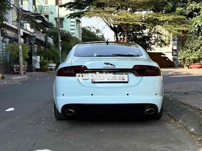 Jaguar XF 2013 2.0 AT - 90000 km