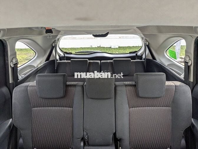 Toyota Avanza 2022 MT số sàn trắng zin