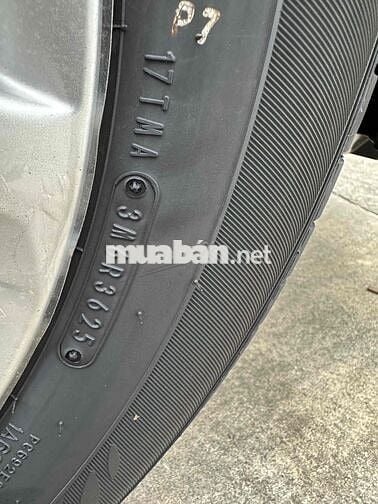 Toyota Innova Cross 2025 Trắng G 730 tr giao ngay