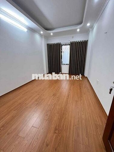 NHÀ ĐẸP TỨ LIÊN – NGÕ THẲNG – THOÁNG TRƯỚC SAU – 5M RA MẶT NGÕ – GIÁ T