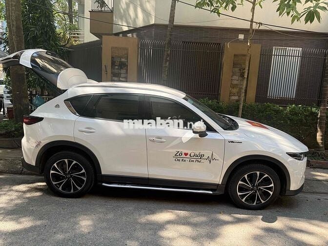 Mazda CX 5 2024 Luxury 2.0 AT - 49000 km