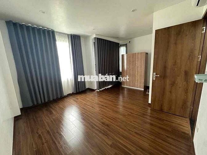 NHÀ ĐẸP TỨ LIÊN - 3 THOÁNG - THANG MÁY- 10M RA PHỐ 36M2 11.2 TỶ 3PN