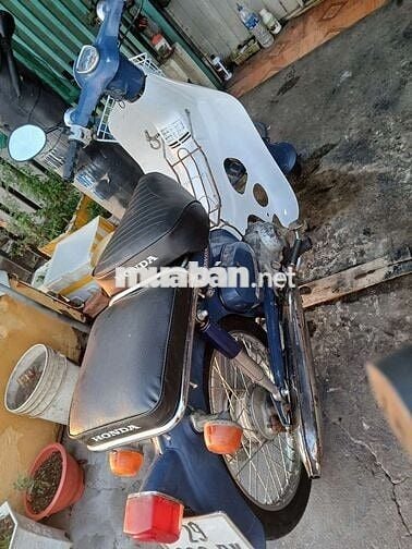 Xe Honda Cub 86 50cc nhập khẩu có giấy tờ
