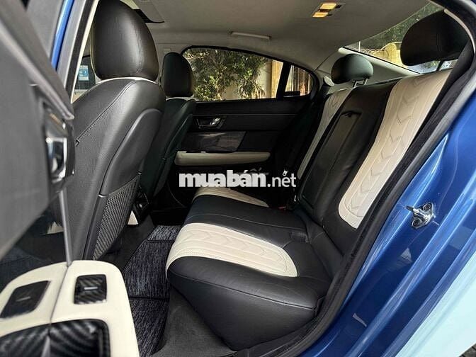 Jaguar XF 2013 2.0 AT - 90000 km