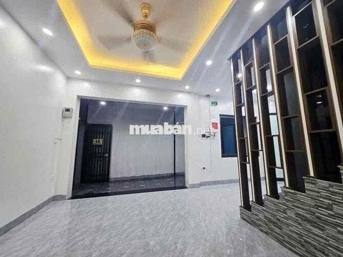 CCMN mới, thang máy, 11 PKK Ngọc Hồi-Sát phố-75m*6T;MT7m-Hơn 11 tỷ