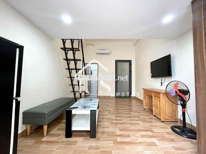 Duplex ban công giá rẻ ngay Hoàng Sa Quận 3, phí rẻ cho sinh viên