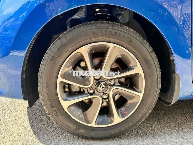 Hyundai Grand i10 2019 bản full 1.2AT xe gia đình