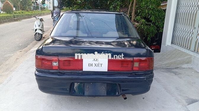 Mazda 323 Đen Số sàn 1.6L