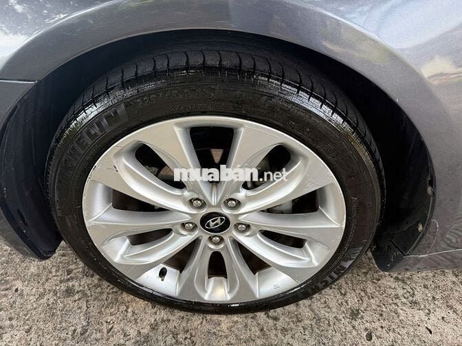 Cần bán xe gia đình