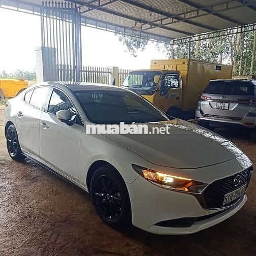 gd cần bán Mazda 3 2019 fom mới