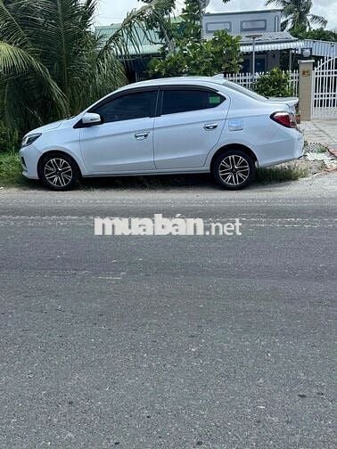 Mitsubishi Attrage CVT Premium Trắng 80.000km