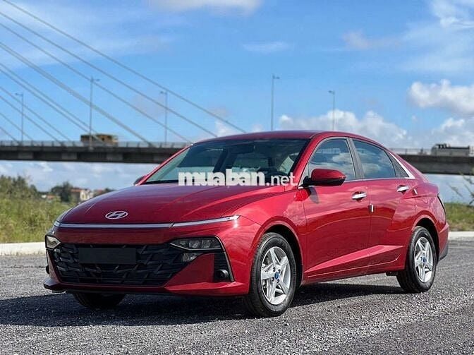 Hyundai Accent Bản cao cấp Đỏ