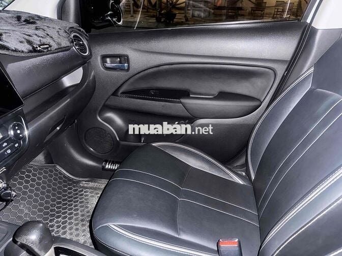 Mitsubishi Attrage CVT Premium Trắng 80.000km