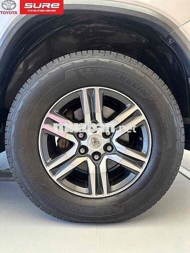 Toyota Fortuner 2019 2.4G 4x2 AT - 164819 km