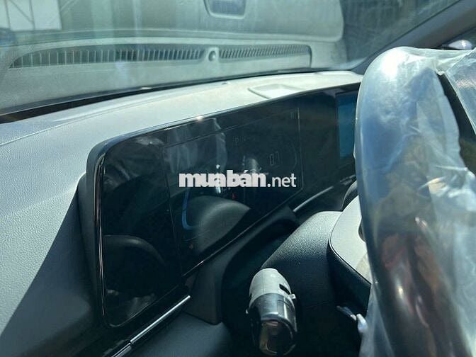 Hyundai Accent Bản cao cấp Đỏ