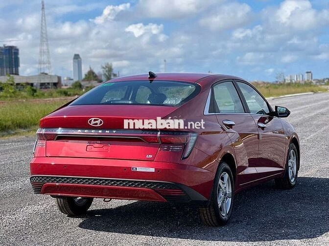 Hyundai Accent Bản cao cấp Đỏ