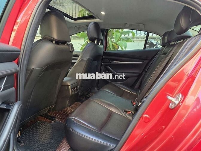 Mazda 3 2021 Premium 1.5L,màu đỏ, 55.000 km