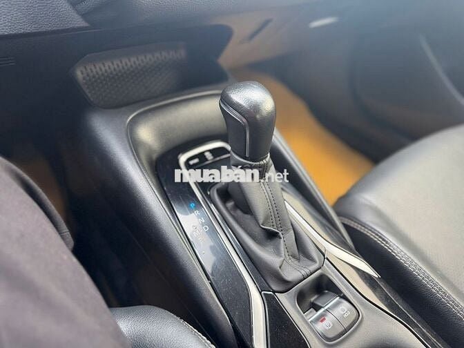 Toyota Corolla Altis 2022 1.8V - 100000 km