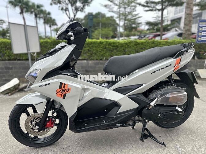 Bán Ab 2017 xám xi măng biển 43 rin ken