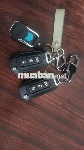 Ford Transit 2023 Trắng 70000 km