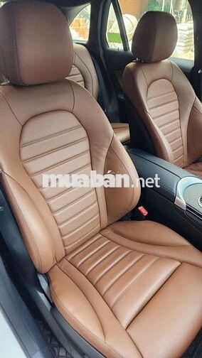 Cần bán GLC 300 4Matic Tên công ty XHĐ