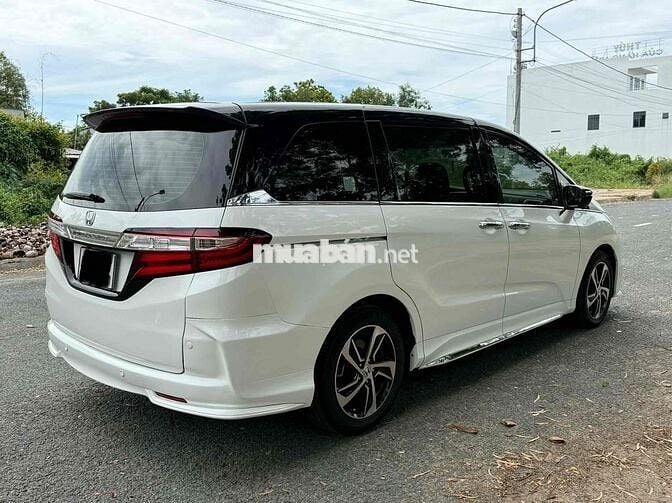 Honda Odyssey 2016 2.4 CVT - 80000 km