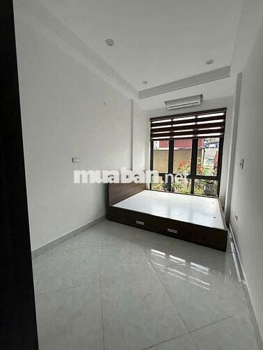 Bán nhà linh quang 37m2,6 tầng khung cột,8 phòng,20m ra ô tránh,9,2 tỷ