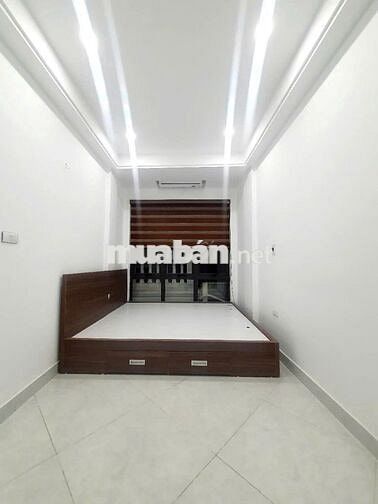 Bán nhà linh quang 37m2,6 tầng khung cột,8 phòng,20m ra ô tránh,9,2 tỷ