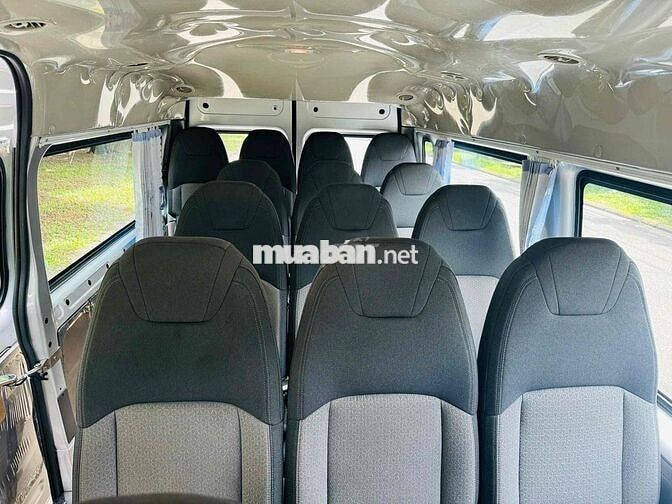 Ford Transit 2023 - 62000 km như mới