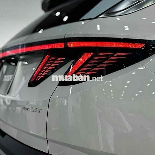 Tucson 1.6 Turbo - giao ngay