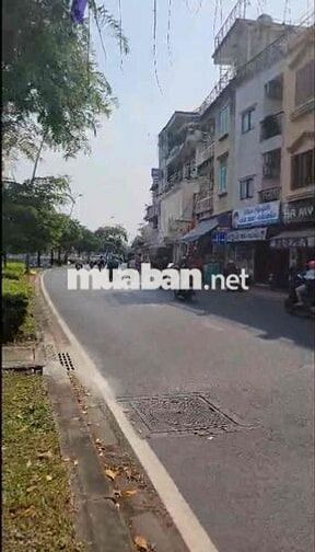 Nhà MT kinh doanh siêu đỉnh - Hoàng Sa -  sầm uất ngày đêm